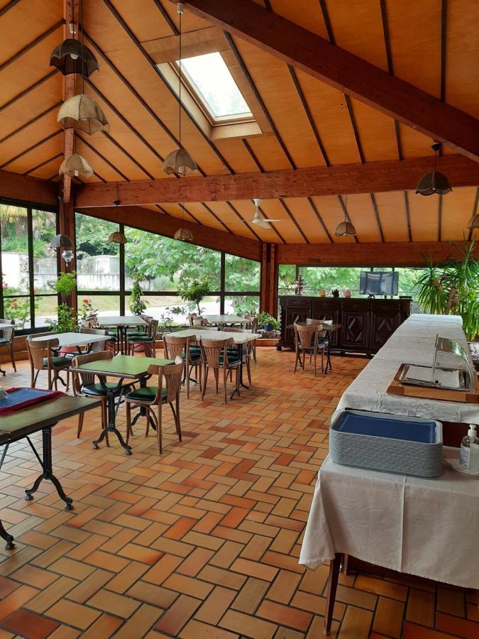 Hostellerie De La Roseraie Barbotan-les-Thermes Exterior photo